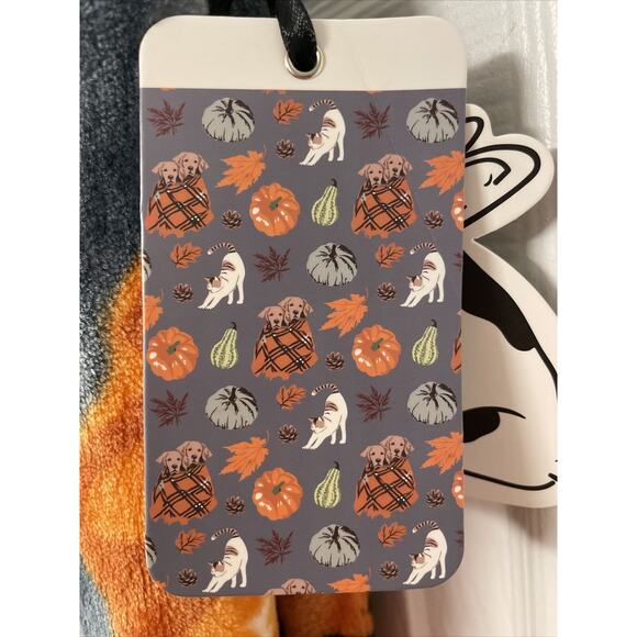 GOLDEN RETRIEVER Dog & CALICO Cat Pumpkins & Fall Leaves 60x70 Throw Blanket NWT - Picture 3 of 5